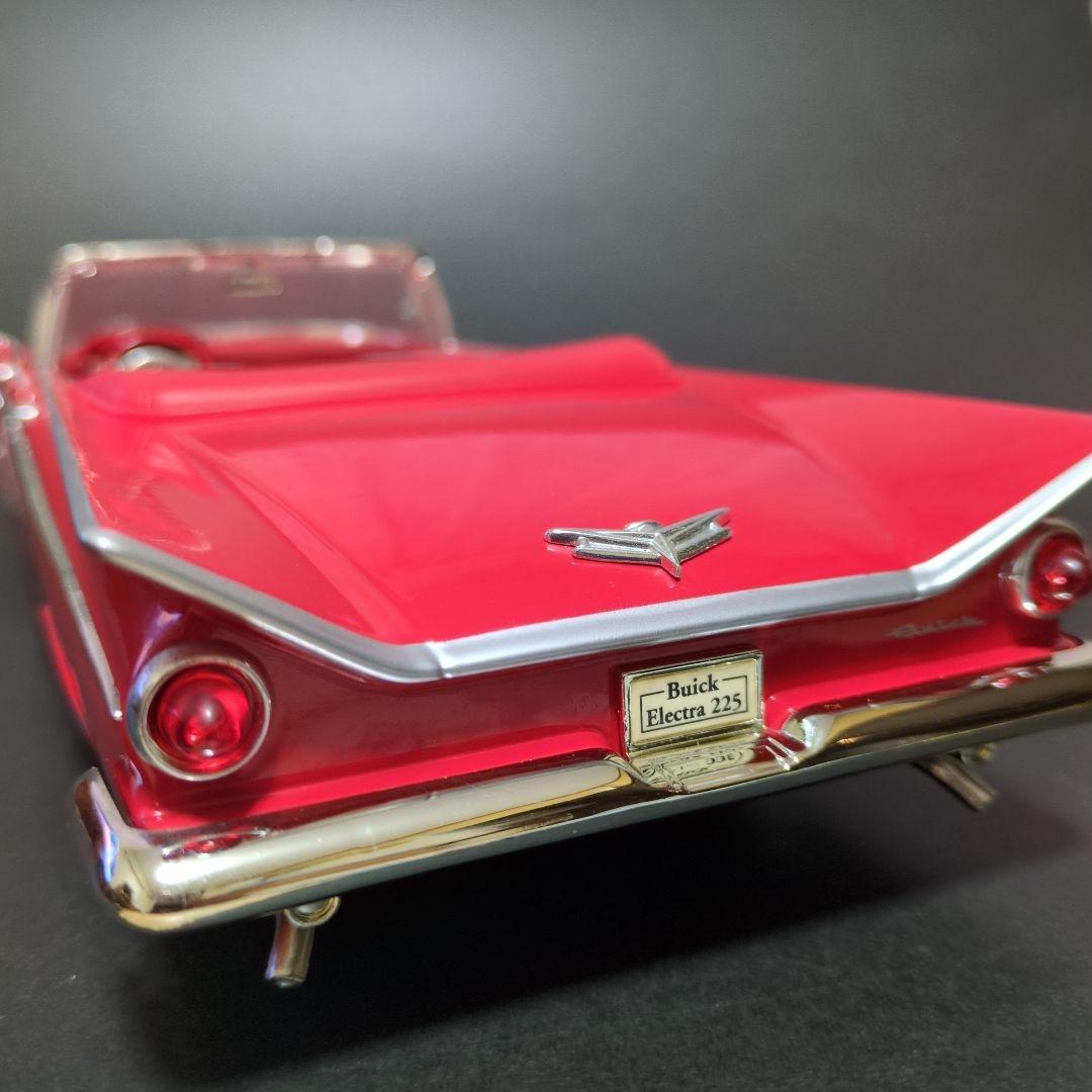 1/18ミニカー ビュイック エレクトラ 225 59年 - メルカリ