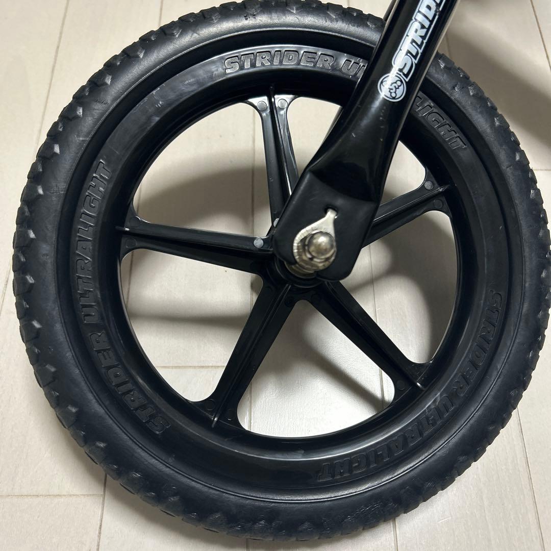 STRIDER バランスバイク 限定カラー スポーツ