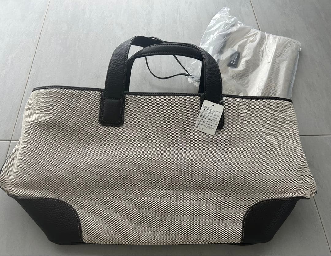 バーニーズニューヨーク　Barneys NewYork バッグ