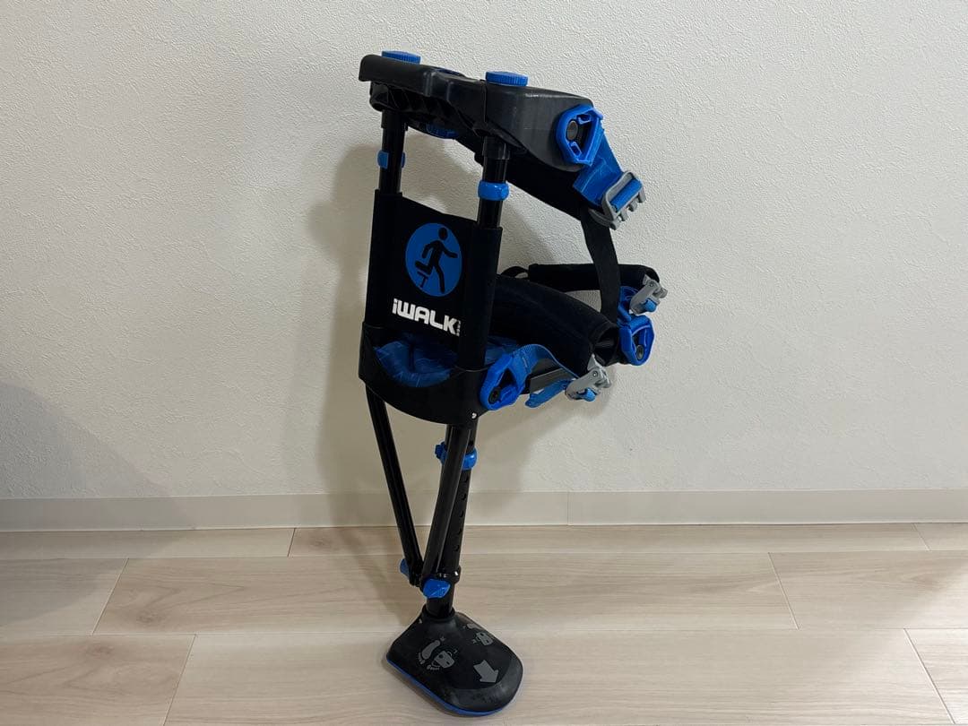 I WALK Free 歩行補助具(膝松葉)