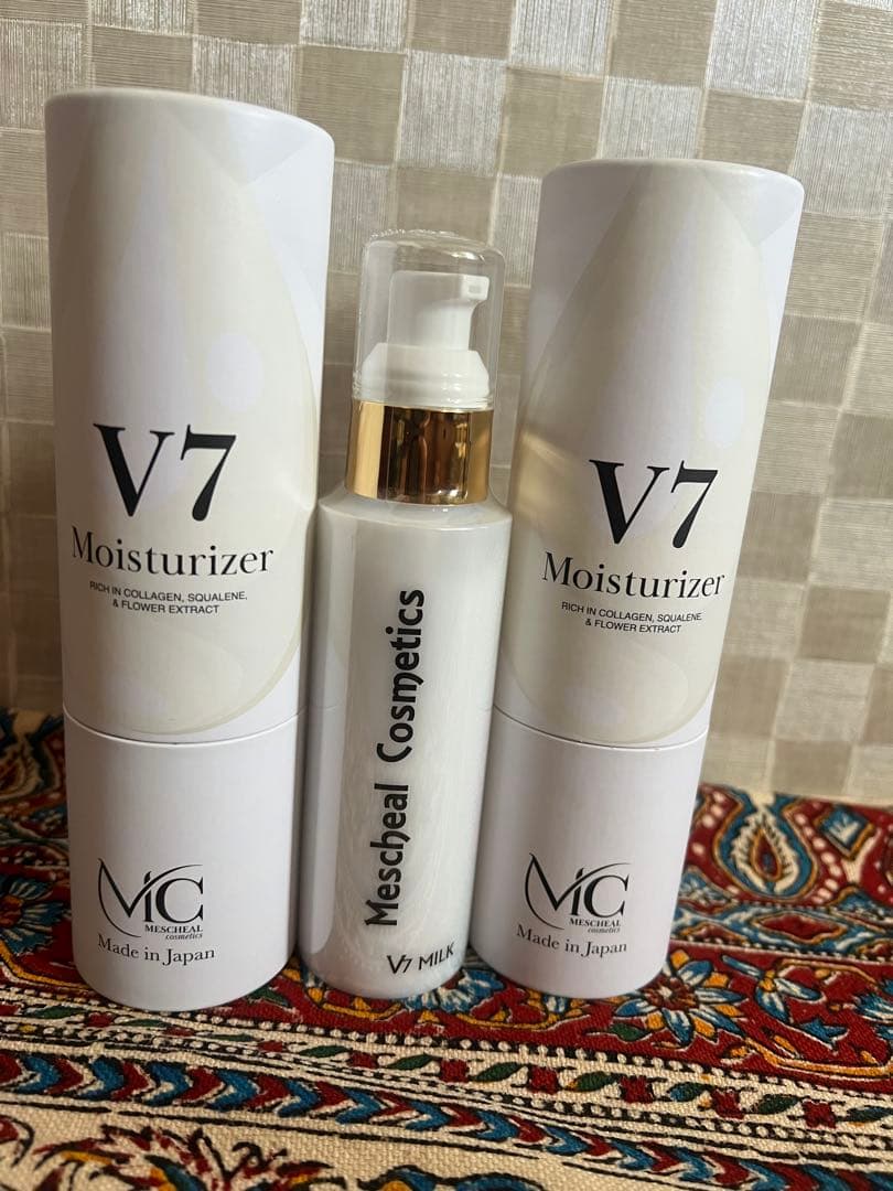 V7 Moisturizer 乳液