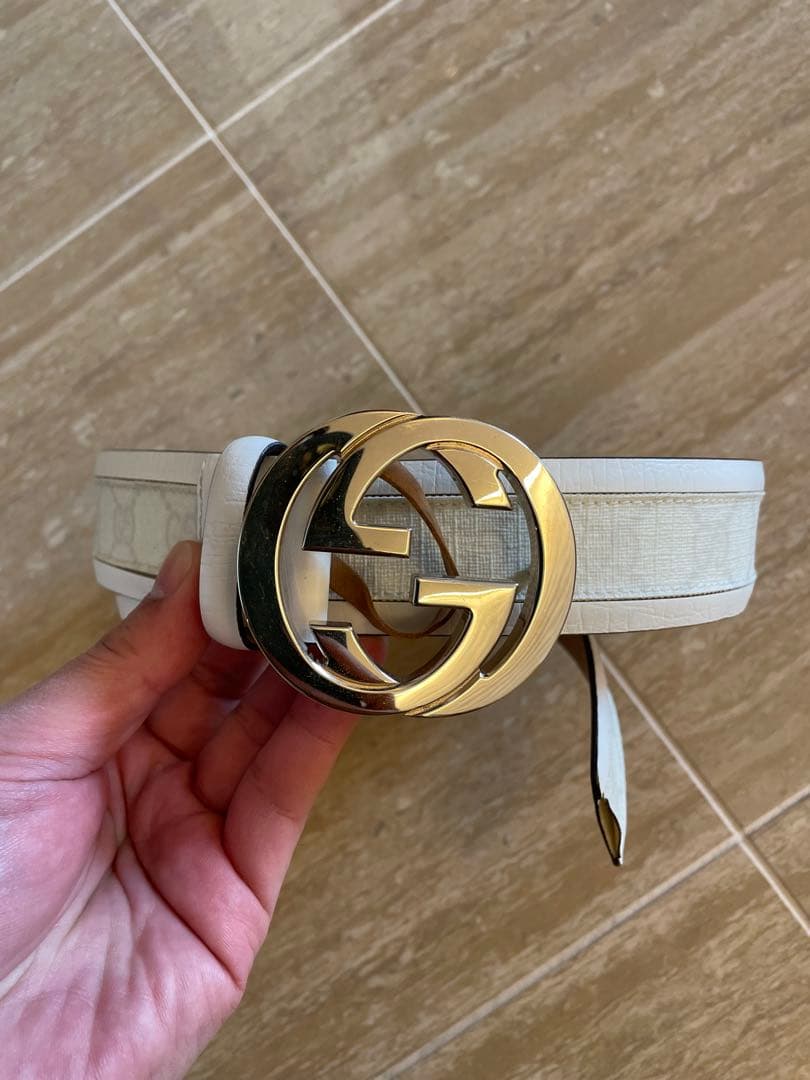 GUCCI ホワイト レザー ベルト 約95cm ダブルG リバーシブル スリムベルト ・ブラック＆ホワイト レザー