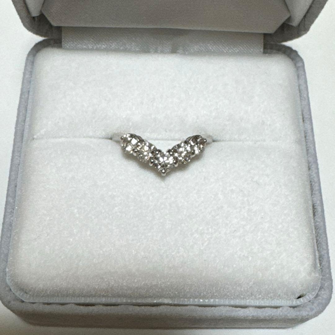 Pt900 ダイヤモンド V字 リング 1.00カラット　鑑別書付き プラチナ ダイヤモンド リング 1カラット エンゲージリング V字 | H125