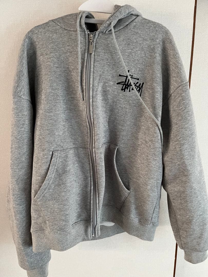 Stussy グレー フルジップパーカー