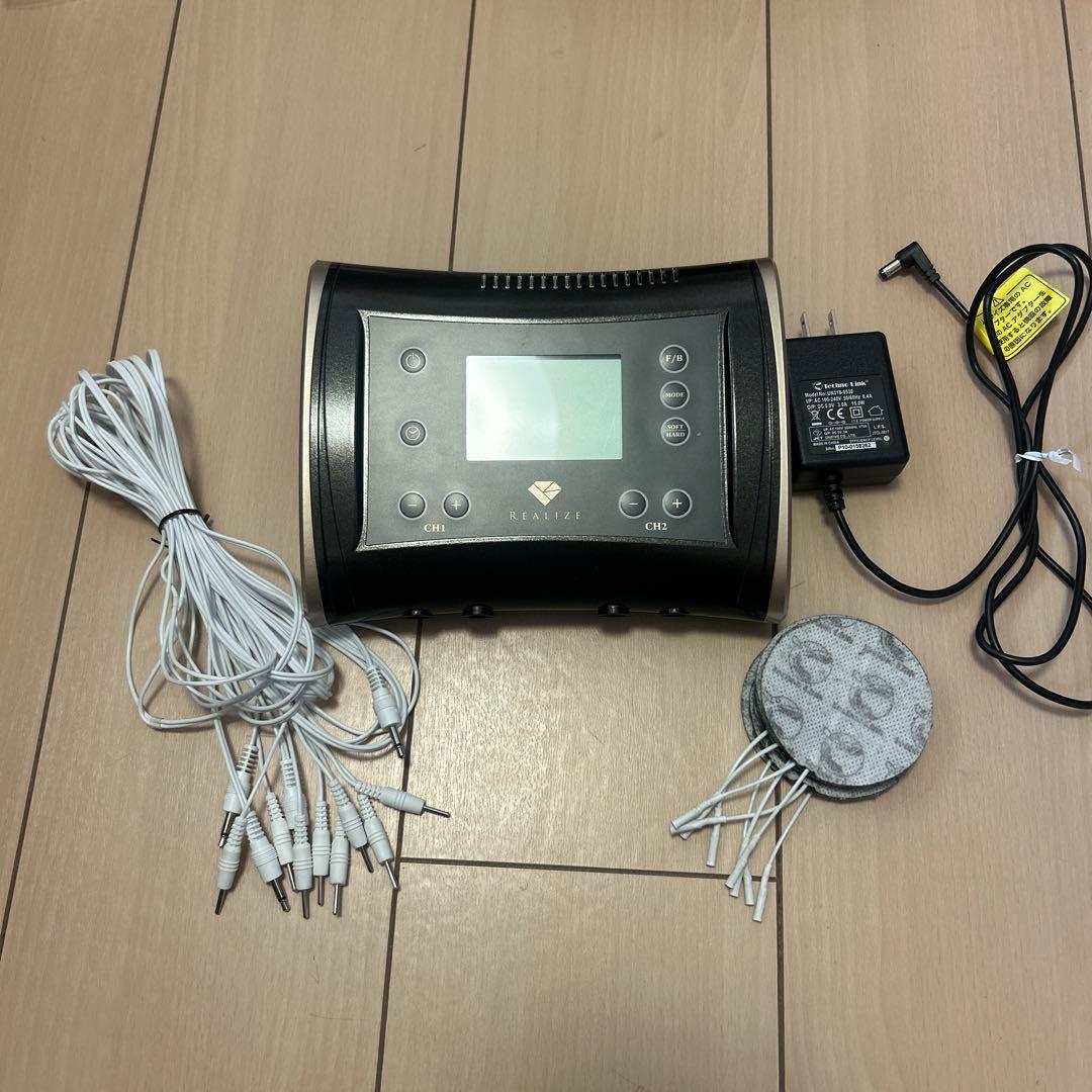 REALIZE リラクゼーショングッズ 本体と付属品