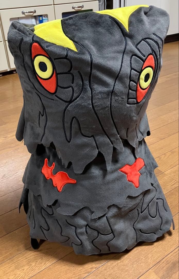 新品タグ付き　ヘドラ　巨大クッション　ゴジラ　でかい53cm　重さ2kg