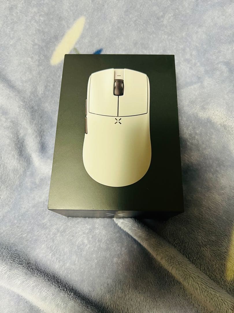 Hitscan Hyperlight White 8kドングル付