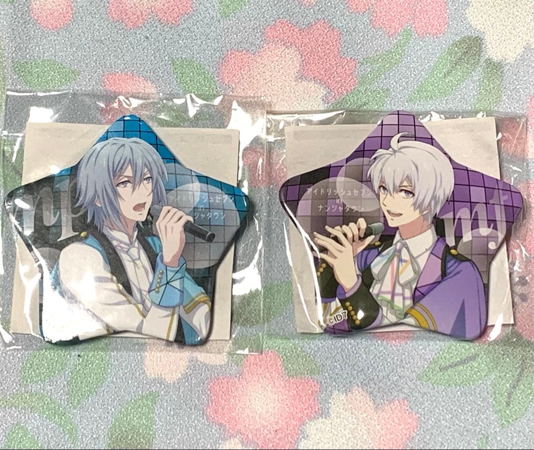 アイナナ アイドリッシュセブン ナンジャタウン 星型缶バッジ 四葉環