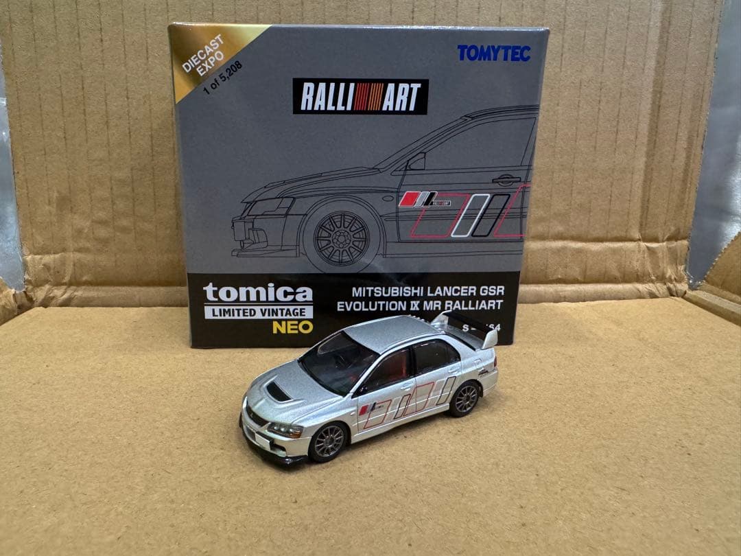 海外限定　トミカ　リミテッド　ヴィンテージ　ランサーエボリューションIX MR