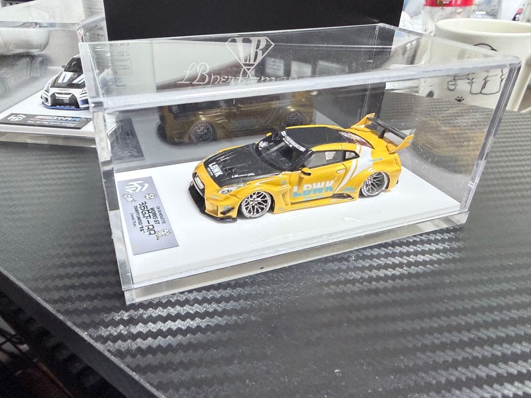 HEM Model リバティーウォーク　R35 LBWK イエロー