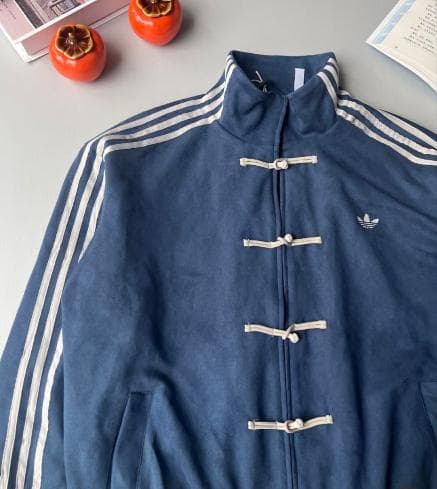 adidasアディダス 中国限定 蛇年トラックジャケット L - メルカリ