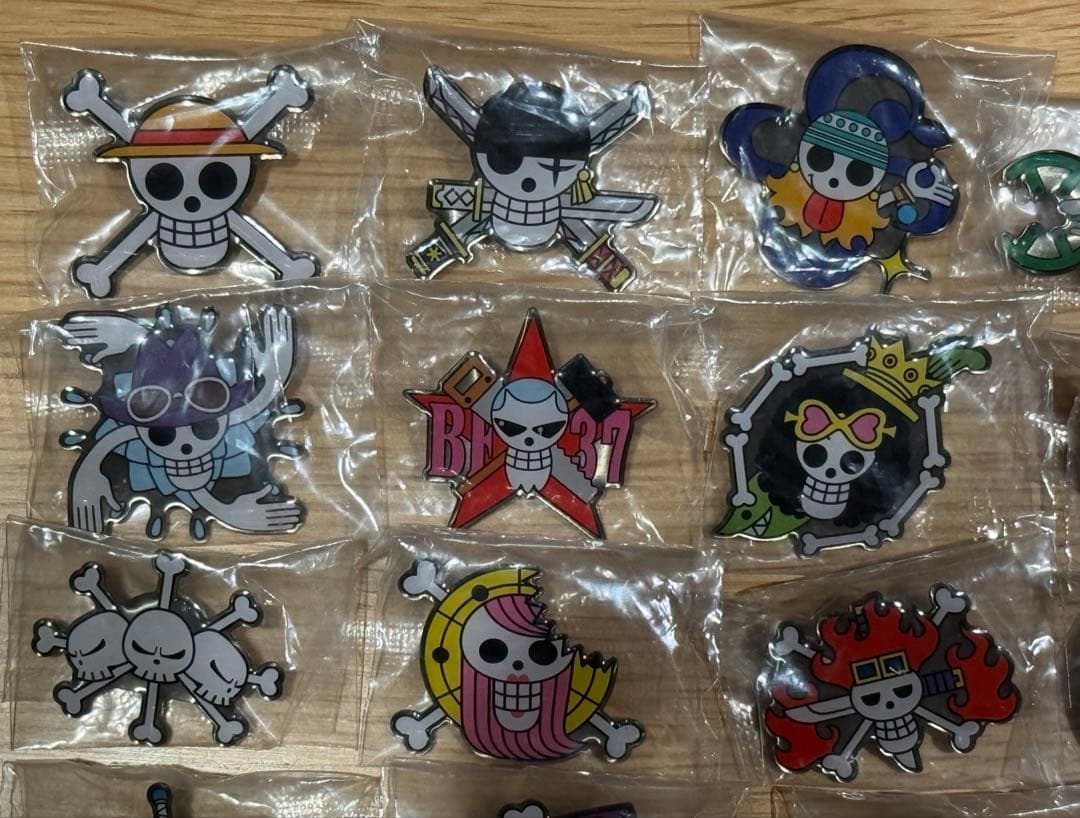 ONE PIEACEDAY25 先行販売 ピンバッチコレクション 全18種コンプ