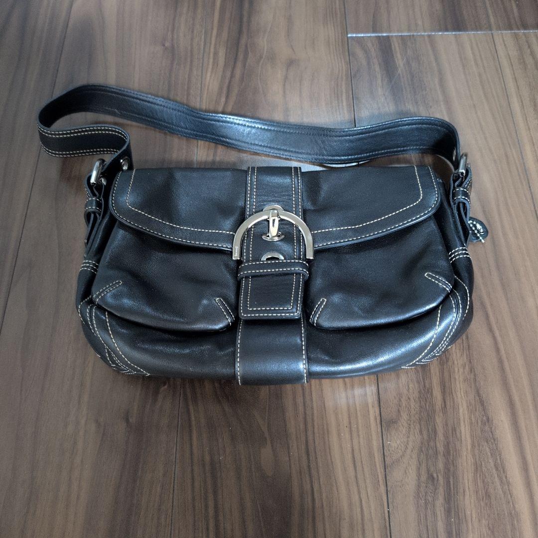 コーチ　グローブレザー 　ハンドバッグ 黒 　良品 オールドコーチ ☆ グローブレザー ミニ ハンドバッグ ブラック coach