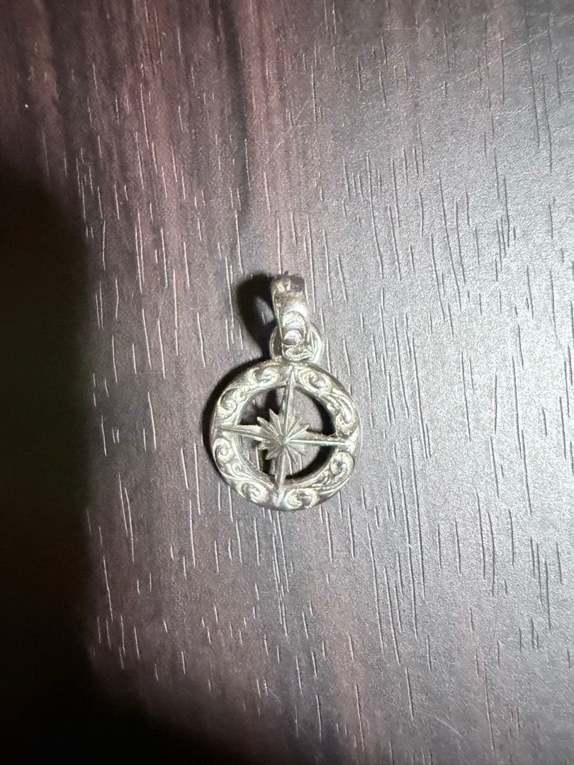 シルバー コンパス ペンダント SAAD