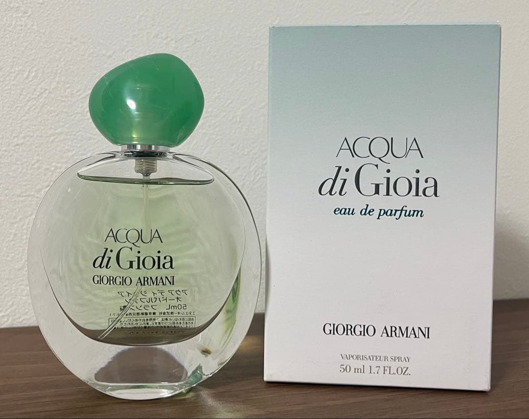 新品未使用　ジョルジオアルマーニ　アクアディジョイア50ml オードパルファン