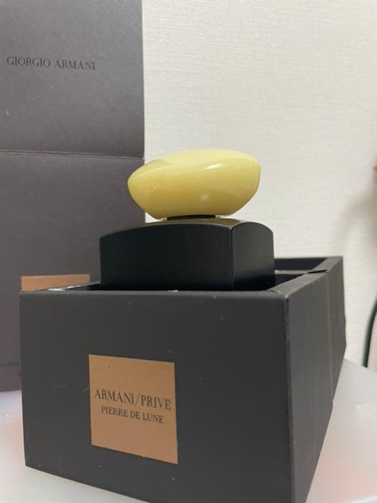 ジョルジオ アルマーニ プリヴェ ピエール ド リュンヌ オードパルファム 試してみた】アルマーニ プリヴェ オランジュ メディテラネ