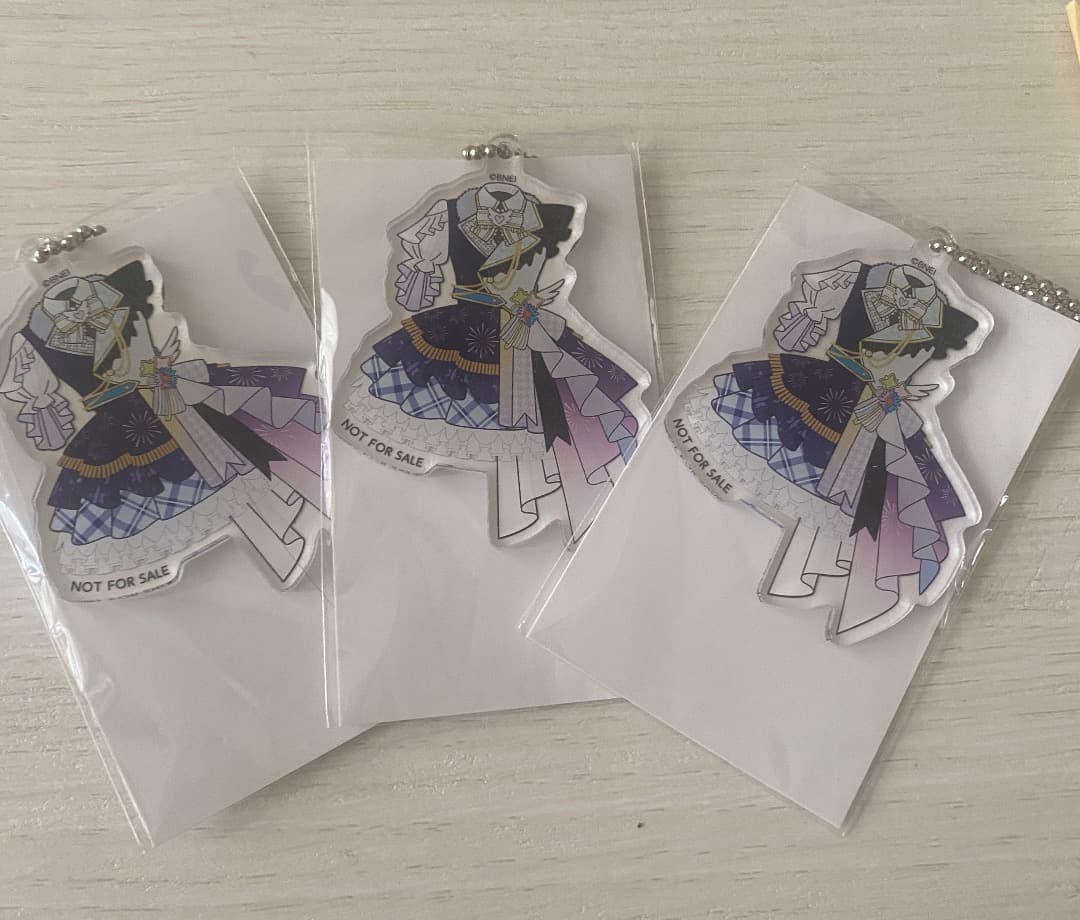 【シャニマス】衣装デザインアクリルキーホルダー3個セット get?path=/idolmaster/jp/