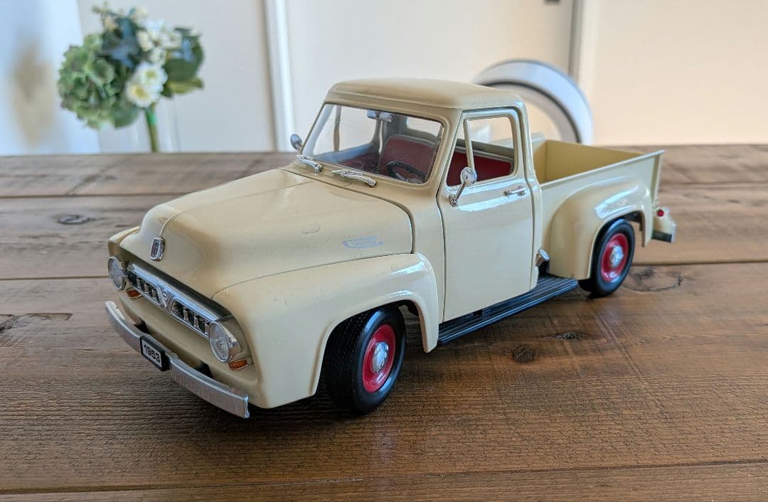 ミニカー Road Signature 1/18 1953 Ford Pick Up