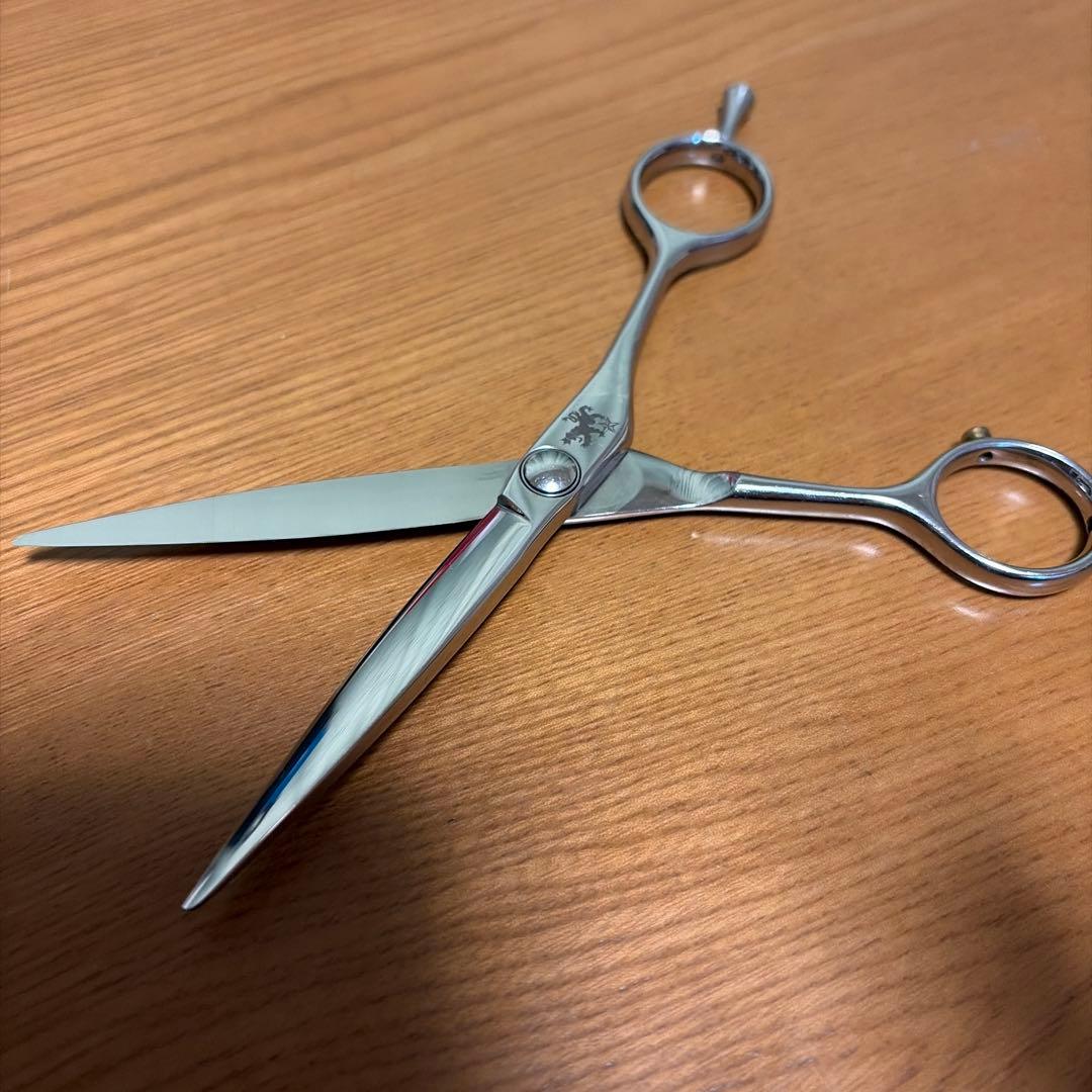 トラックスシザー　DIA 5.8インチ　研ぎ歴無しの美品