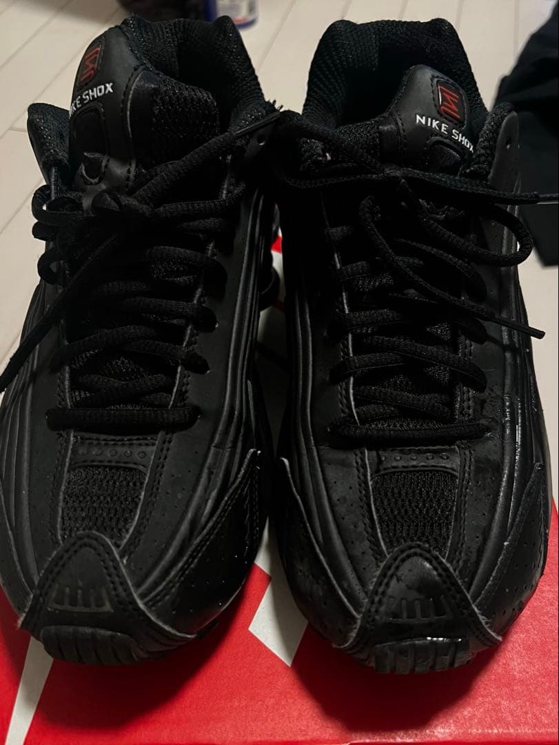 NIKE SHOX R4 27センチ