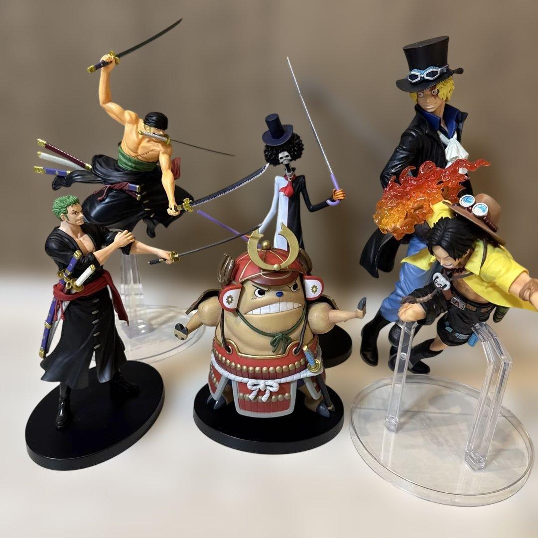 ワンピースフィギュア まとめ売り - メルカリ