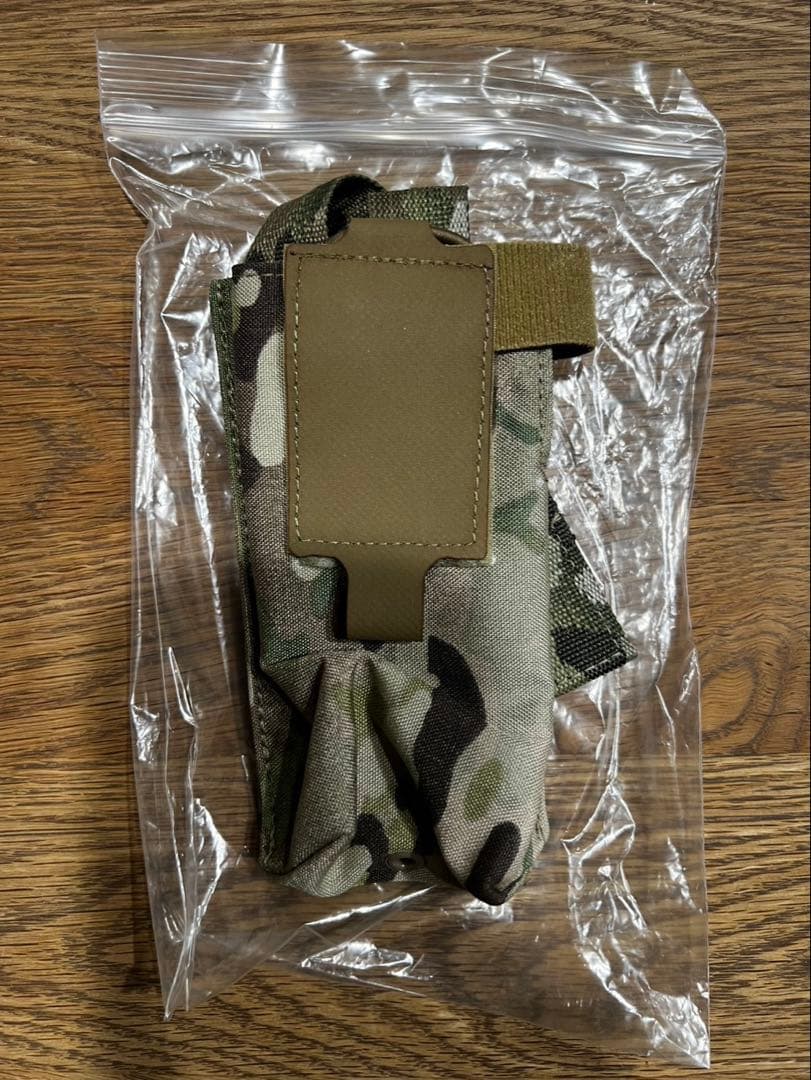 実物FS #ラジオポーチ マルチカム