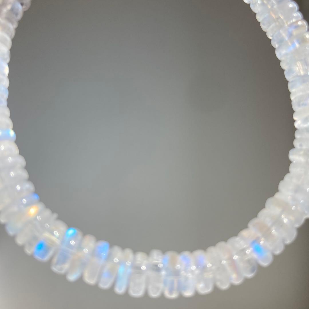 高品質　レインボームーンストーン　ブレスレット　ボタンカット