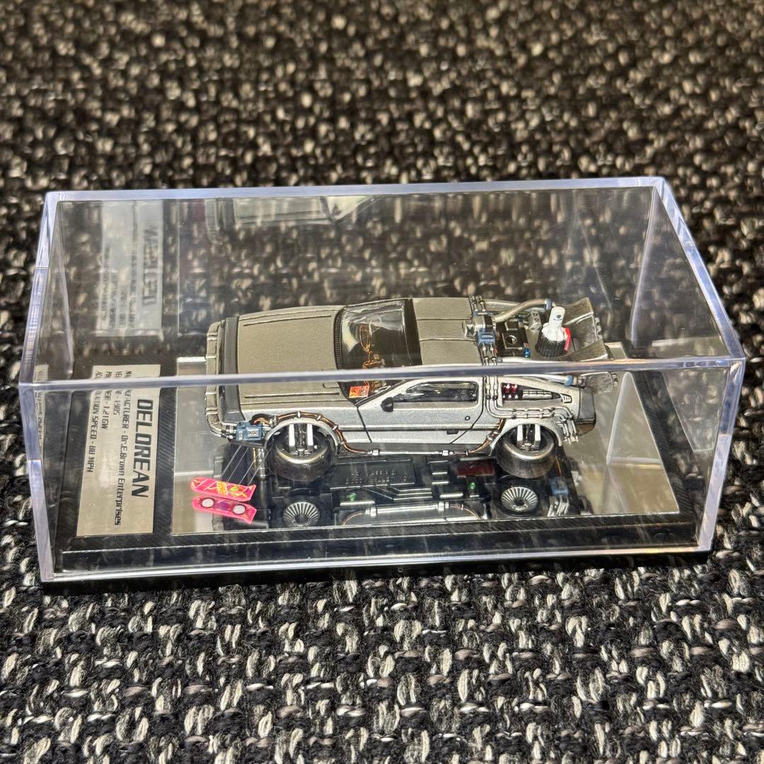 キャラウィール デロリアン Ⅱ カスタム品 1/64 バック