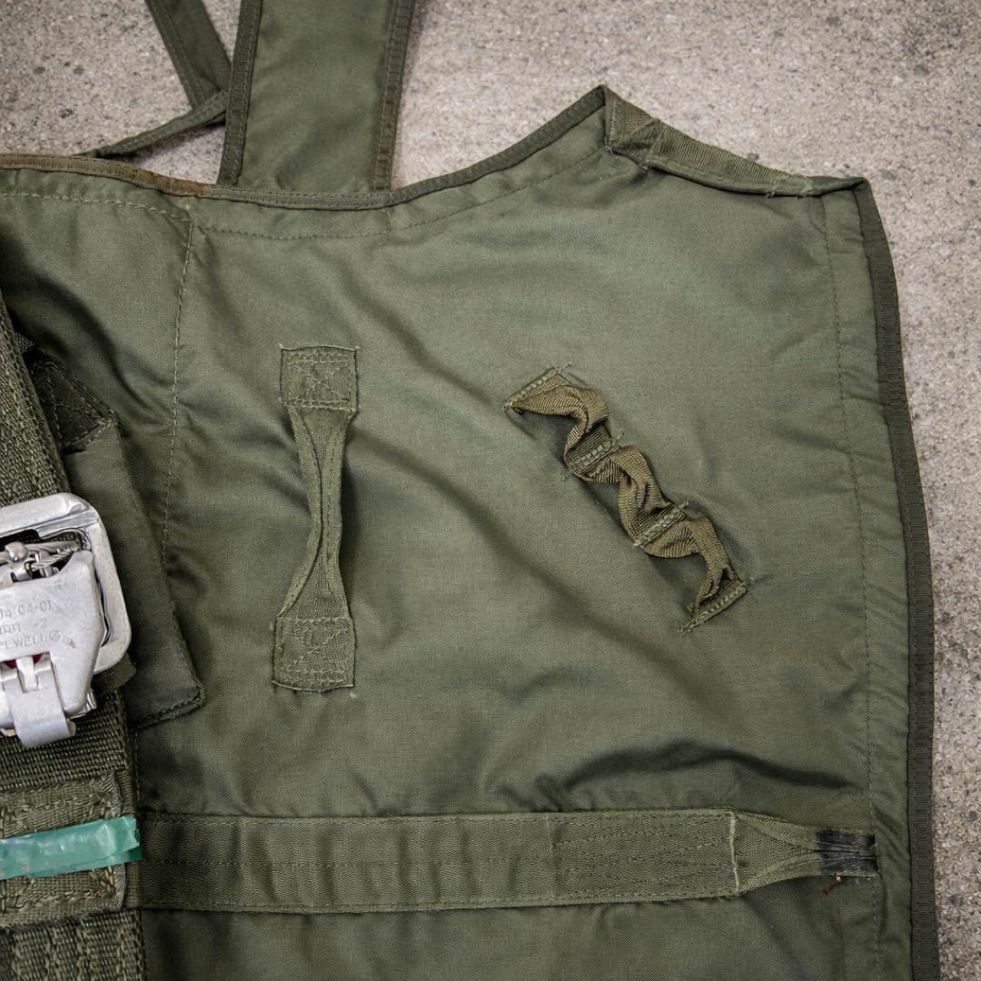 米軍実物 パラシュートハーネス IRVIN AEROSPACE 2004年製 - メルカリ