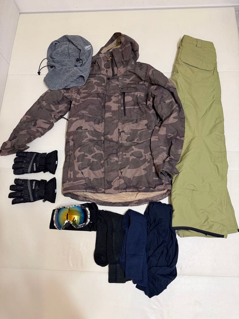BURTON 迷彩 スノーボードウェア7点セット
