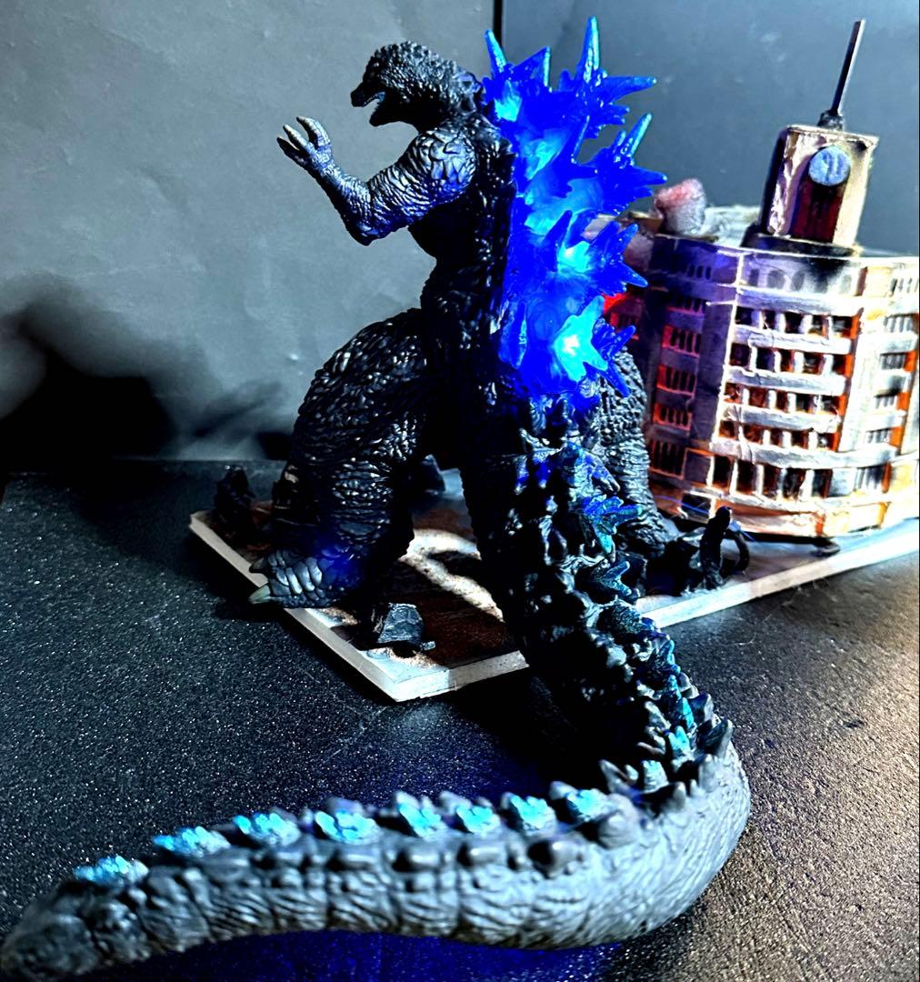 ムービーモンスター躍動２０２３熱放射カラーver