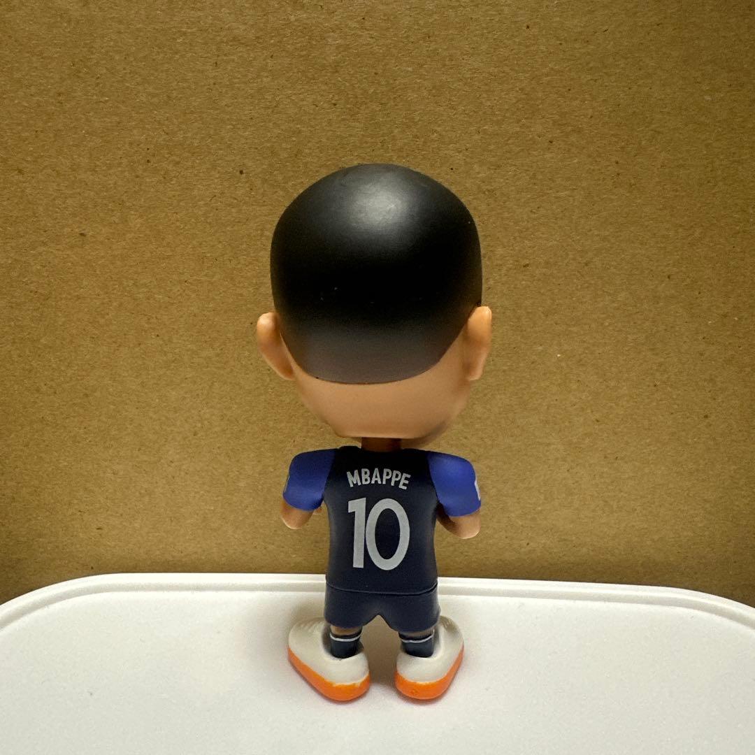や*す様 ZURU FIFA Ballers Mbappé スーパーレア エムバ - メルカリ