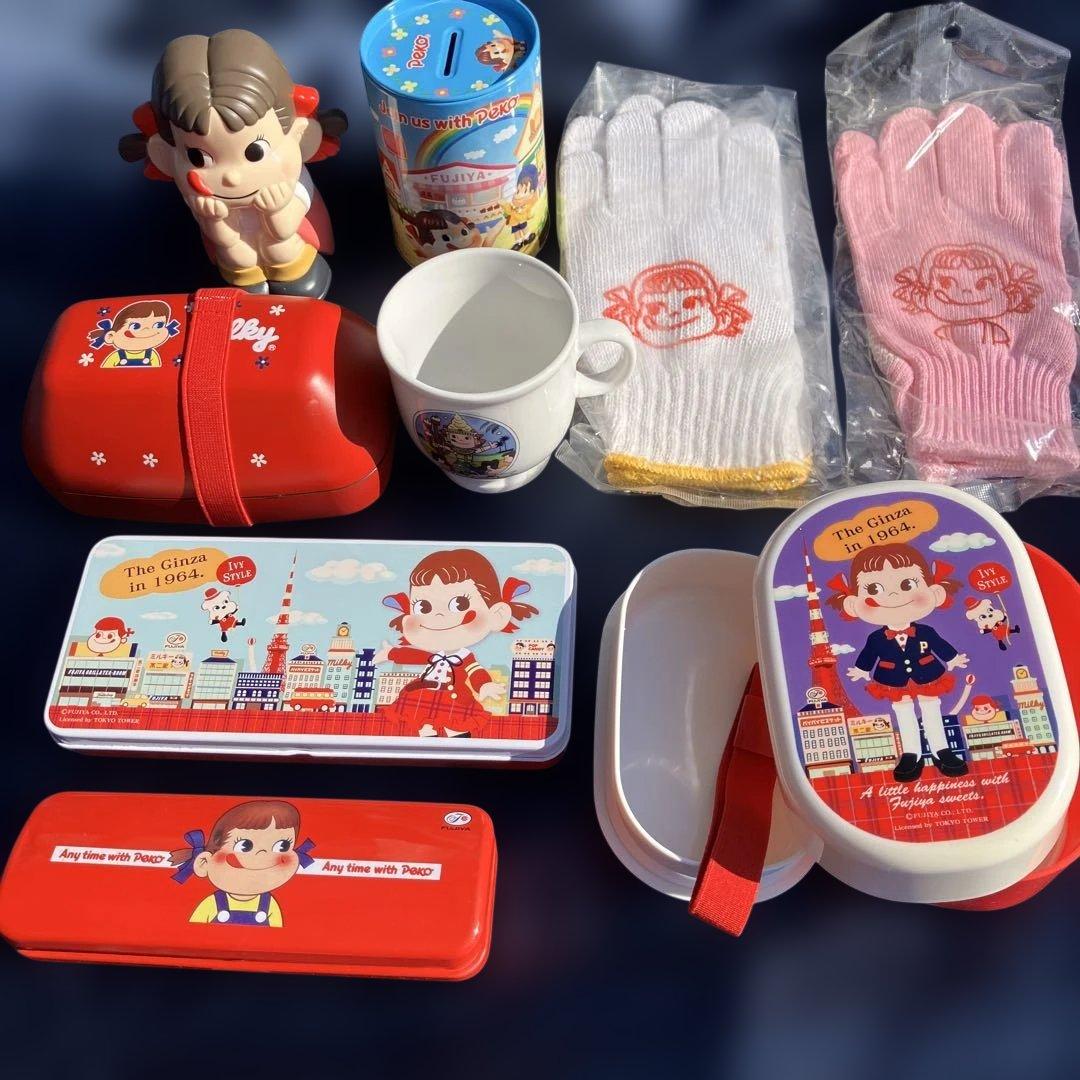 (459)ペコちゃん キャラクターグッズセット 兎田ぺこら」が不二家の「ペコちゃん」とコラボ！「ペコぺこコラボ