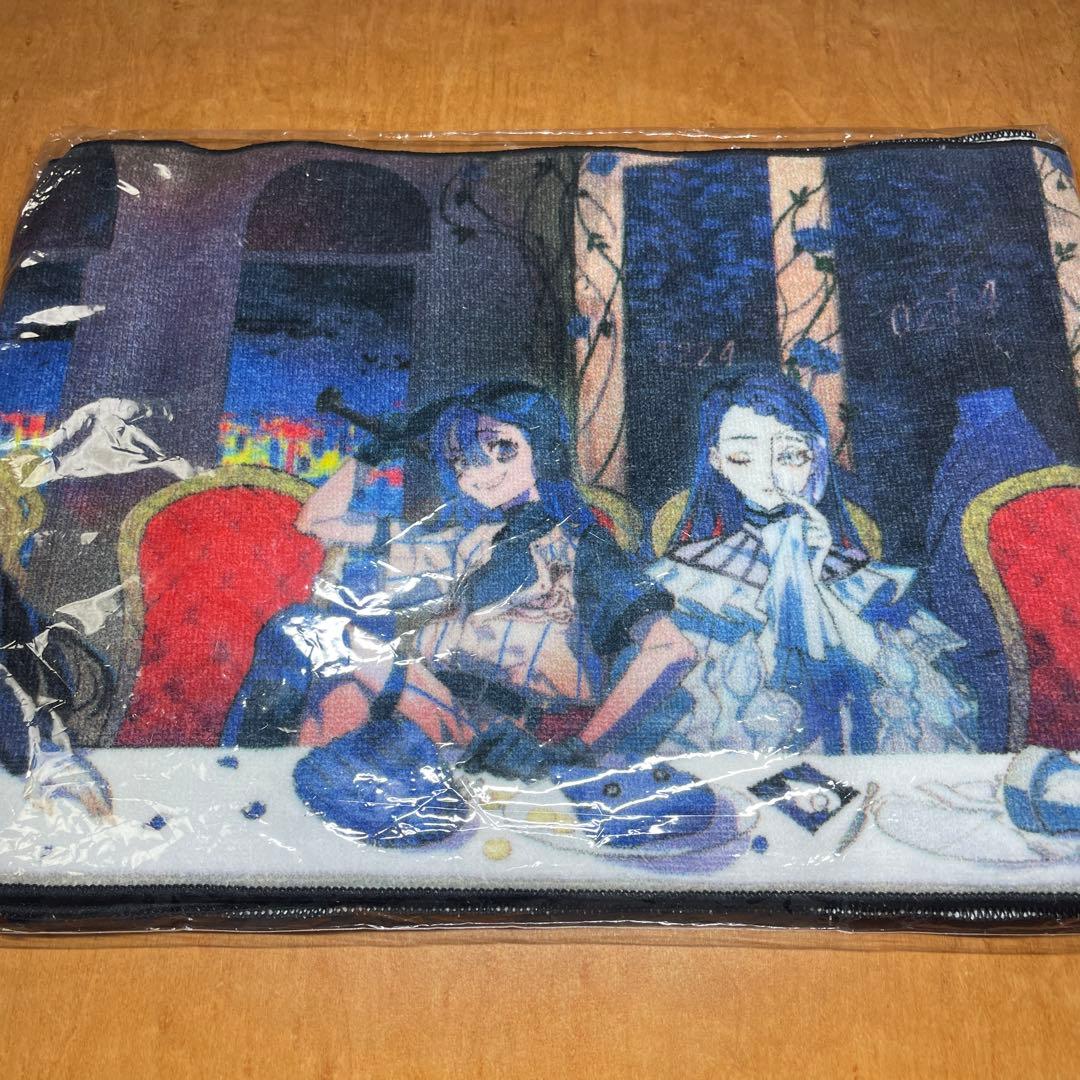 Ado 1st ライブ 喜劇　最初の名盤 Adoのベストアドバム【初回限定：『喜劇』盤 (Blu-ray)】 – Ado