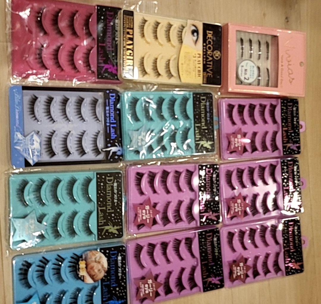 ダイヤモンドラッシュ　つけまつげ　14個　ジバンシー　チーク　クリニーク　ポーチ