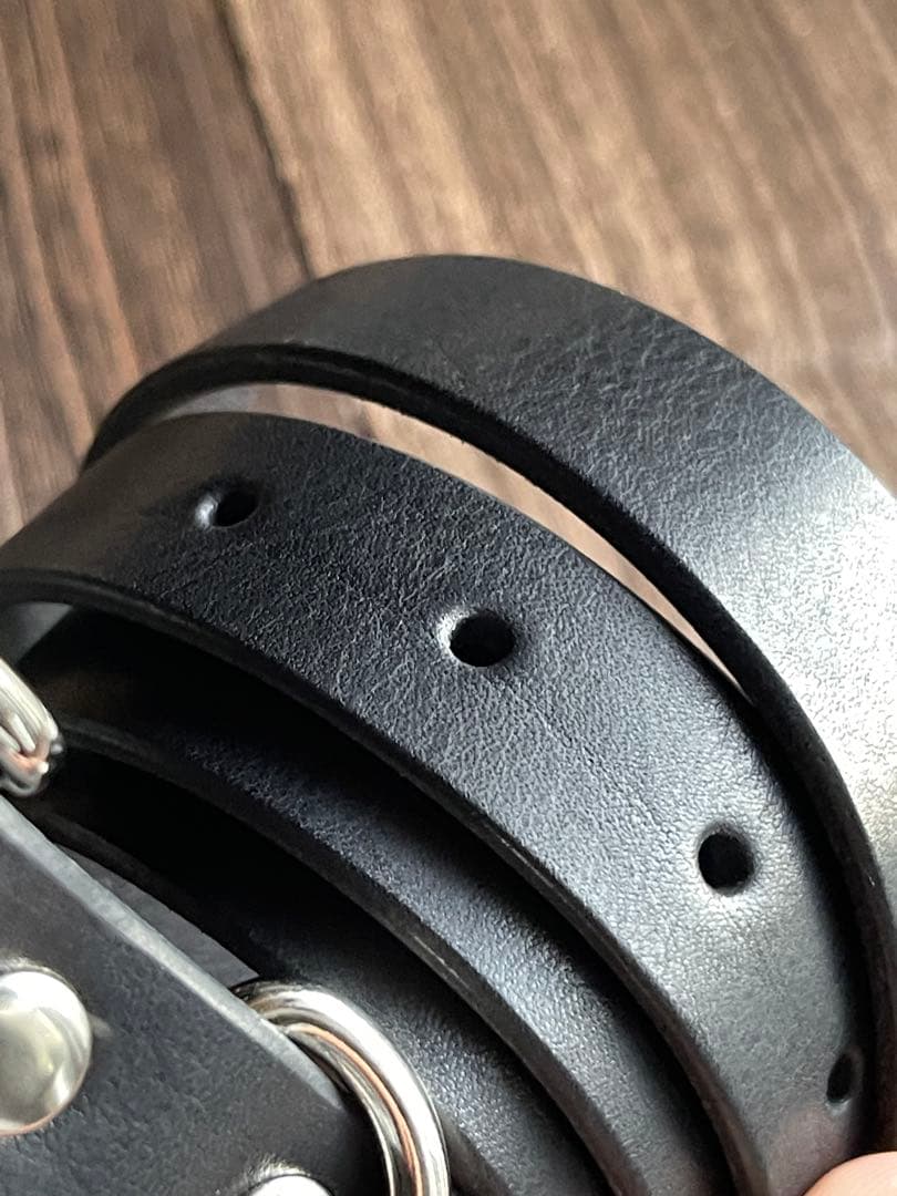 スタッズナローロングベルト シルバー ミッスーリ HTC CALEE - メルカリ