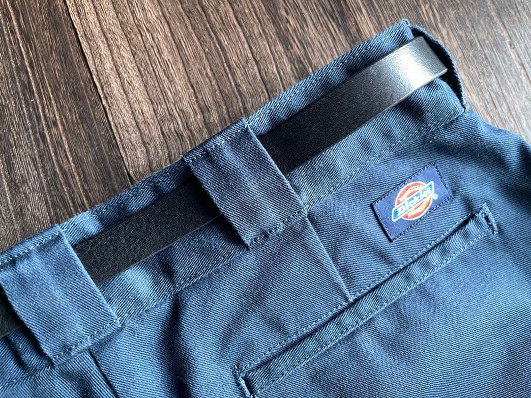 スタッズナローロングベルト シルバー ミッスーリ HTC CALEE - メルカリ