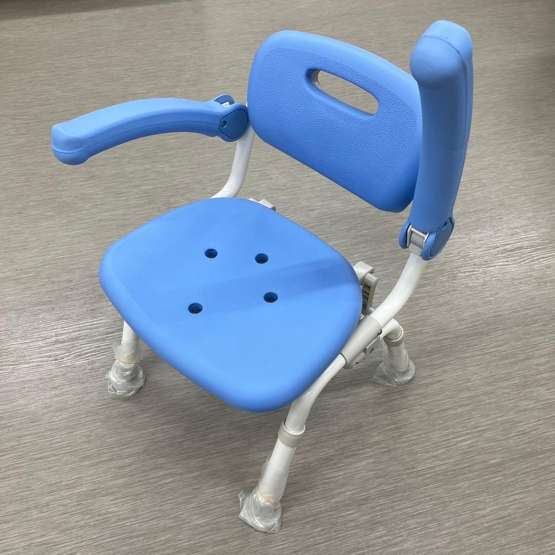 シャワーチェア　ユクリアSPコンパクト　折りたたみ　ブルー