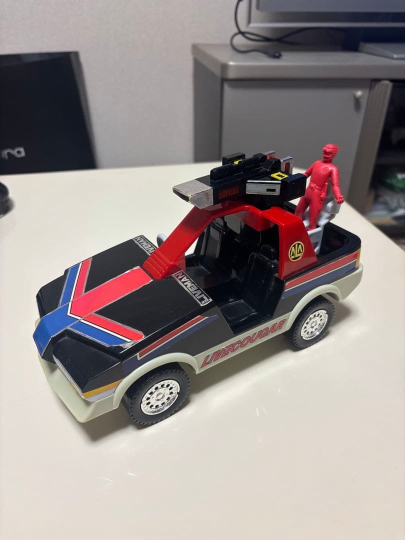 超獣戦隊ライブマン　ライブクーガー