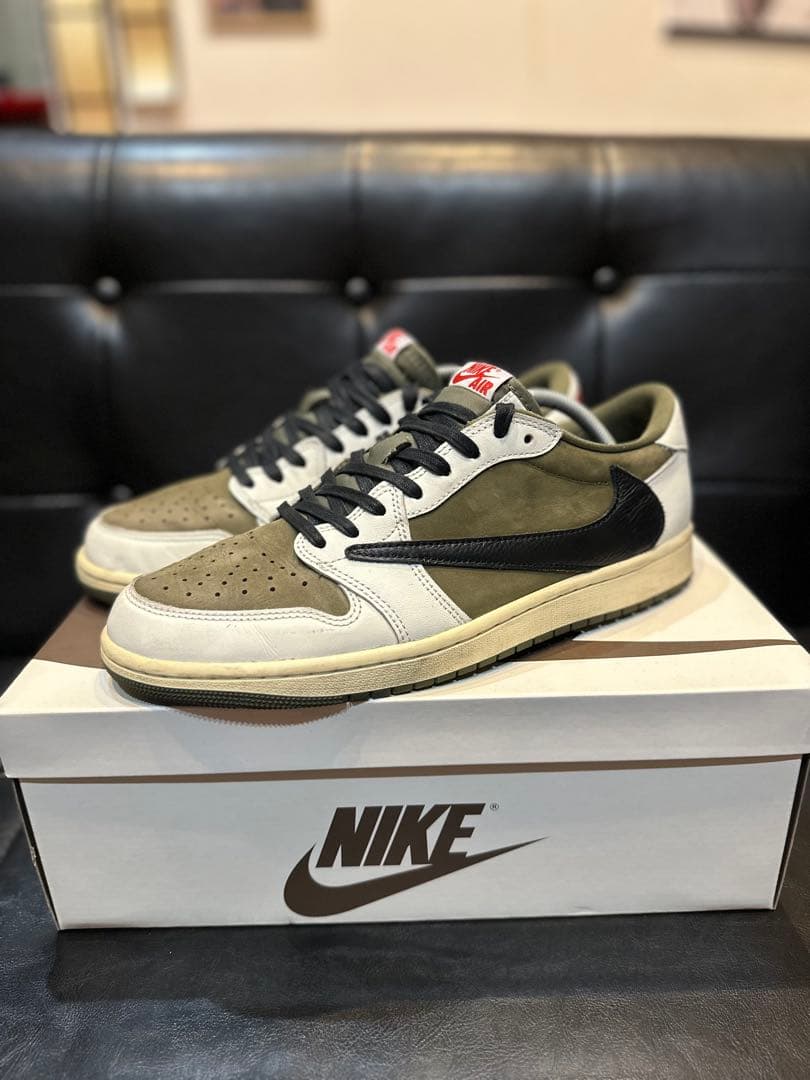 NIKE トラヴィススコット　リバースオリーブ　28.5
