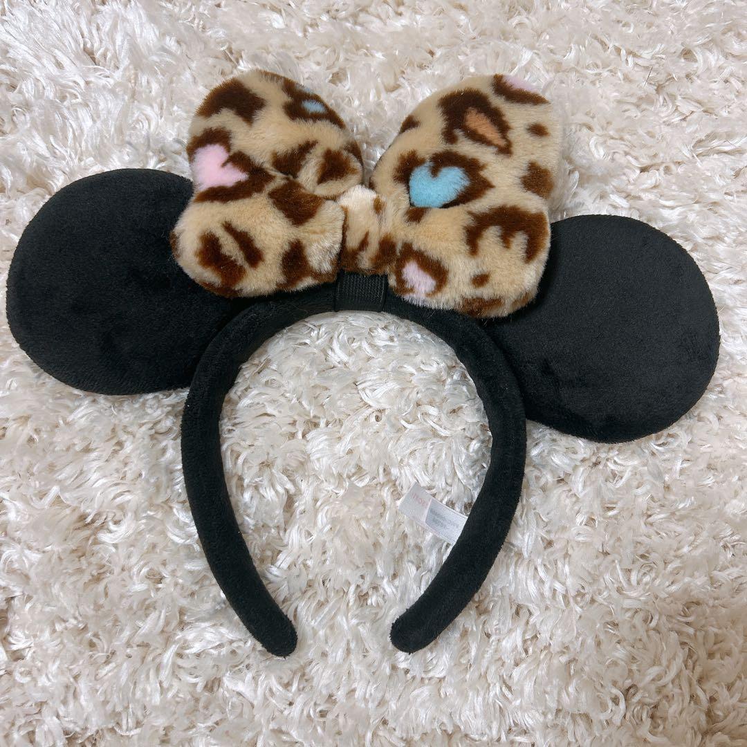 ディズニー カチューシャ ヒョウ柄リボン - メルカリ