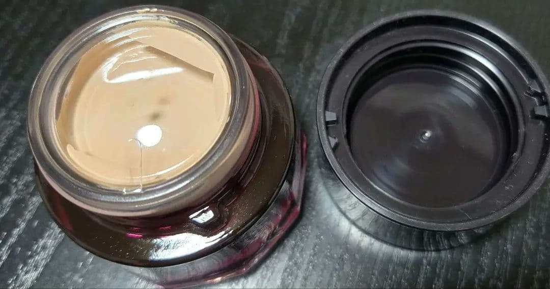 トワニーセンチュリーザファンデーションa オークルB