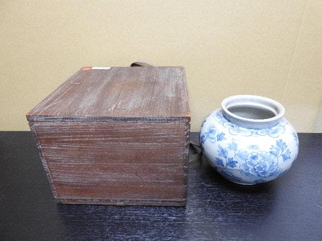 李朝染付壺　合せ箱　MA460