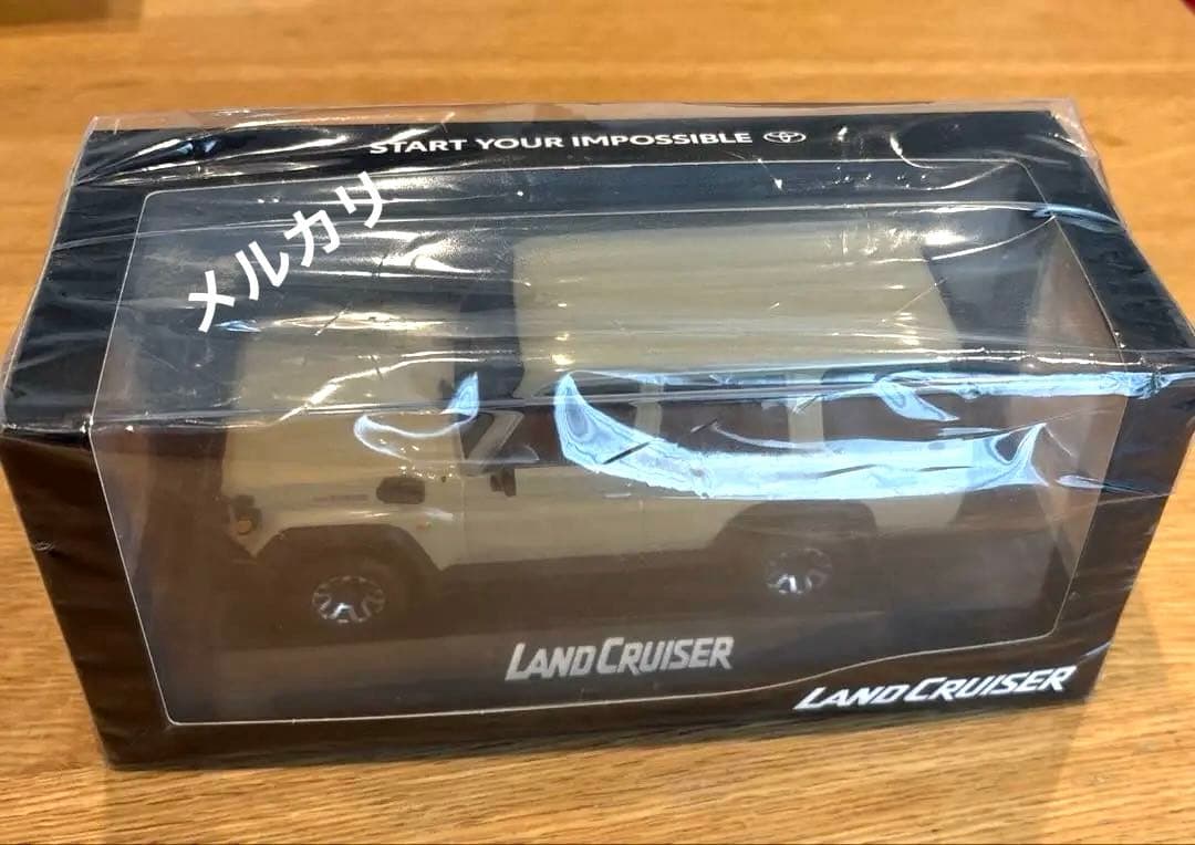 新品未使用　トヨタ　カラーサンプル　ランドクルーザー70 ベージュ　サンドカラー