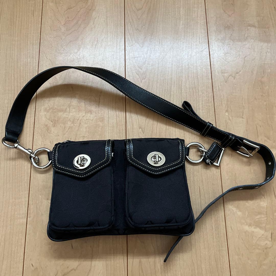 coachウエストバッグ