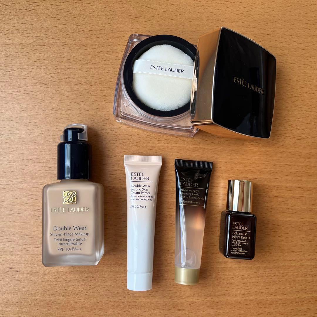 エスティ ローダー ダブル ウェア リキッドファンデーション＆ルースパウダー