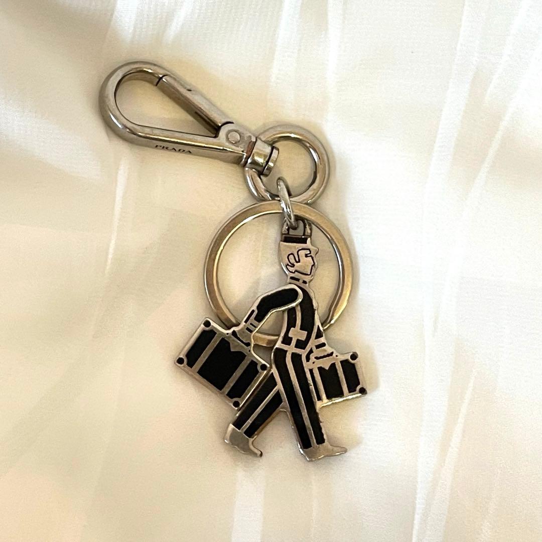 【即日発送】PRADA プラダ メンズ キーホルダー キーリング ドアマン