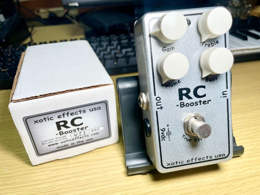 xotic effects RC Booster 限定カラー