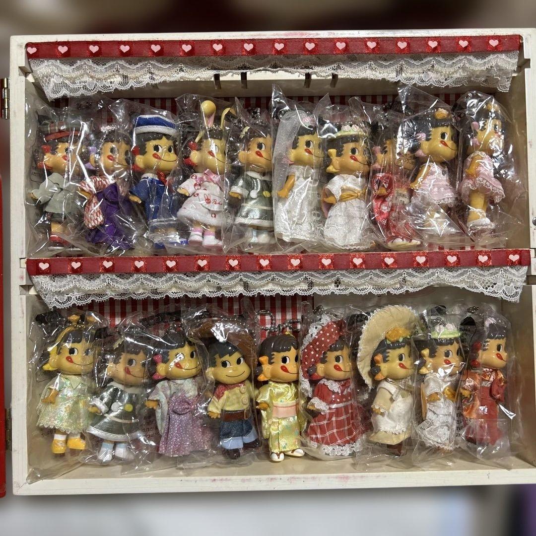 お値下げ❣️アイドル・ペコ ドールセット 19体 ストラップ付き