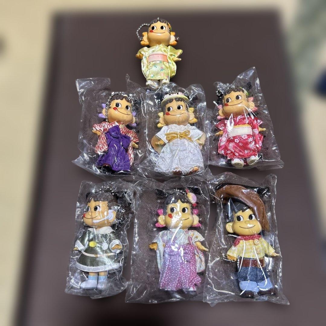 アイドル・ペコ ドールセット 19体 ストラップ付き